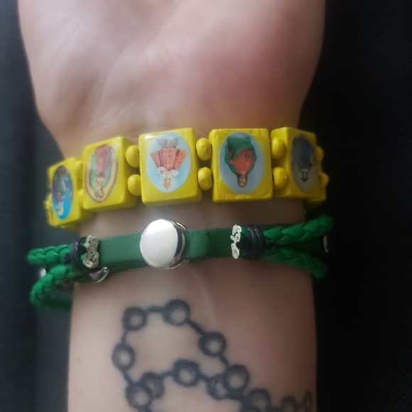 2 pc Green yellow happy religious bracelet s… - Picture 3 of 9